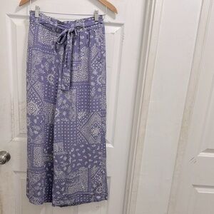 BE COOL Paisley Print Wide Leg Pants in Lavender NWOT